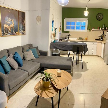 Dotan'S Boutique Apartments - By The Beach! Tel Aviv Eksteriør billede