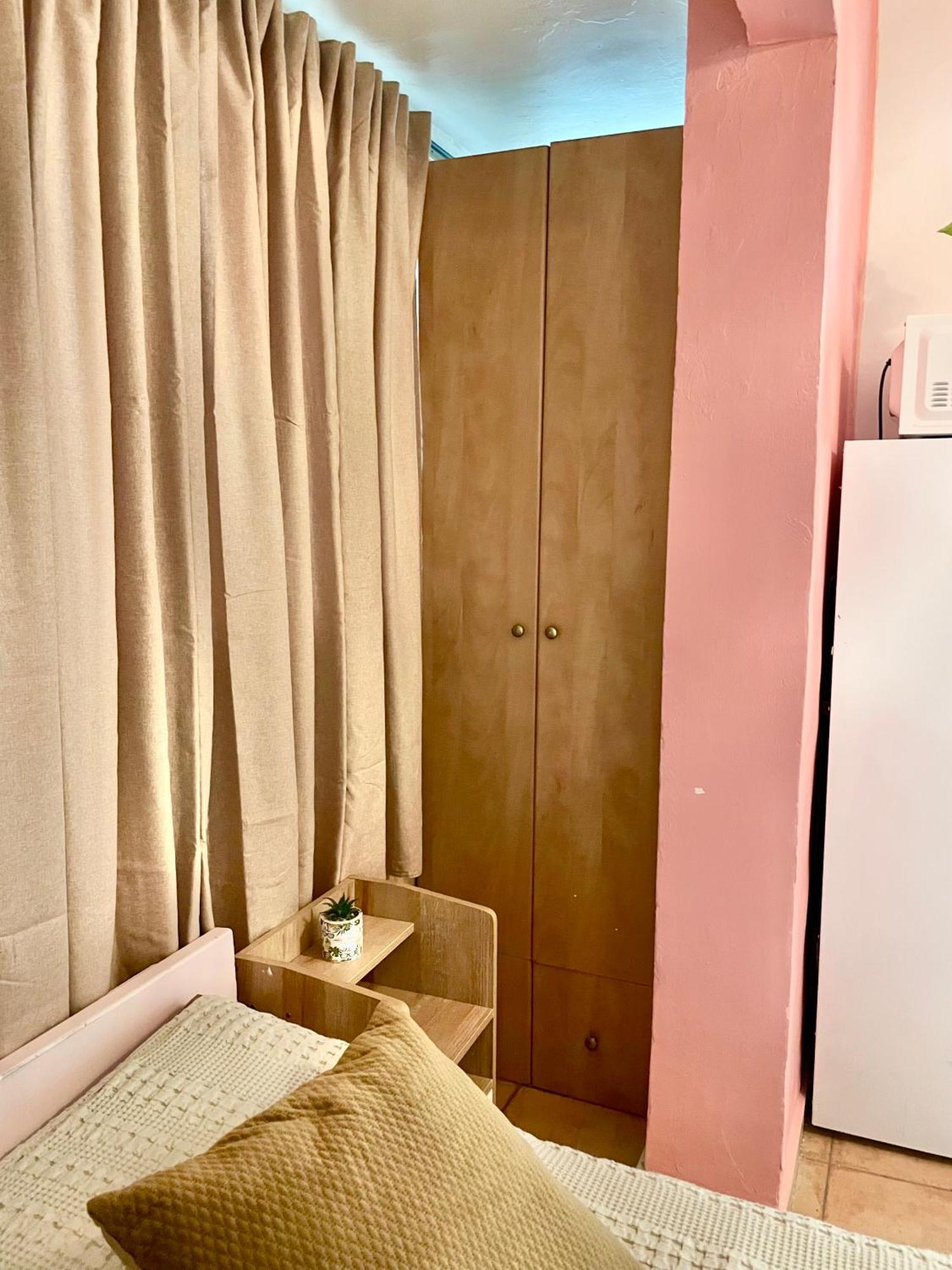 Dotan'S Boutique Apartments - By The Beach! Tel Aviv Eksteriør billede