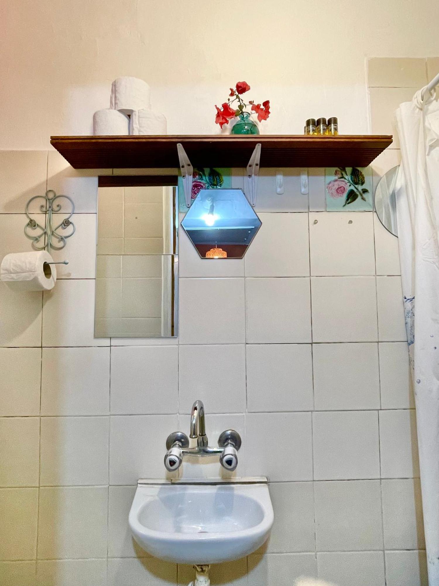 Dotan'S Boutique Apartments - By The Beach! Tel Aviv Eksteriør billede